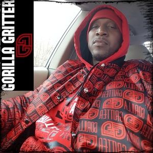 GORILLA GRITTER CLOTHING